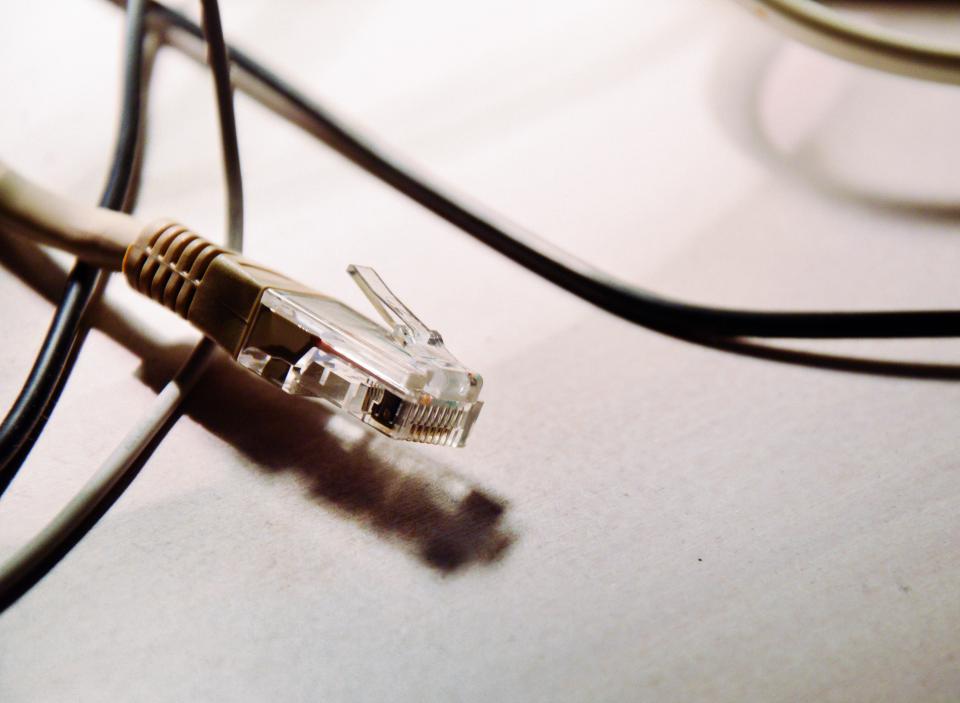 快连_快连官方下载_全球节点：快连 设置优化与稳定性建议 202608：多平台网络调优与断连排查指南（封面配图）